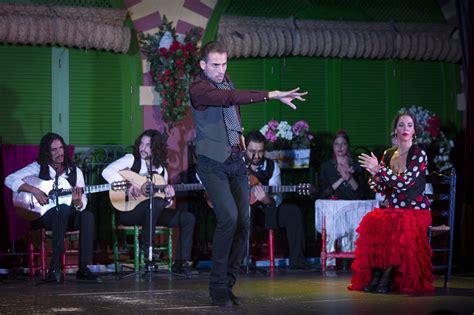 Farruca: Un Tango Flamenco Déchaîné et Passionnément Mélancolique